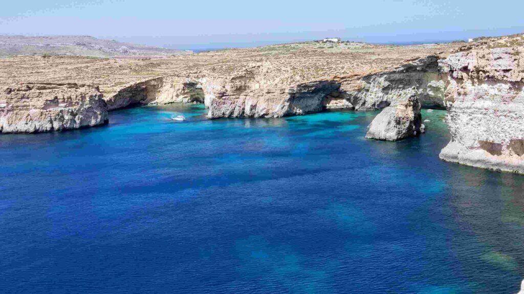 Best beach in Malta Comino Blue Lagoon Gozo hiking 
