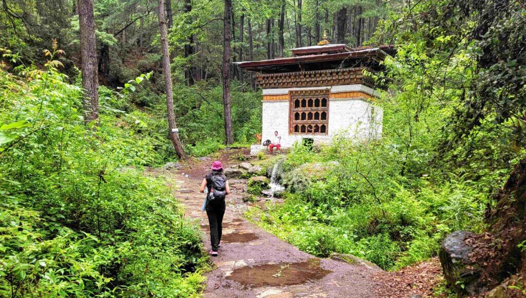 Bhutan budget travel